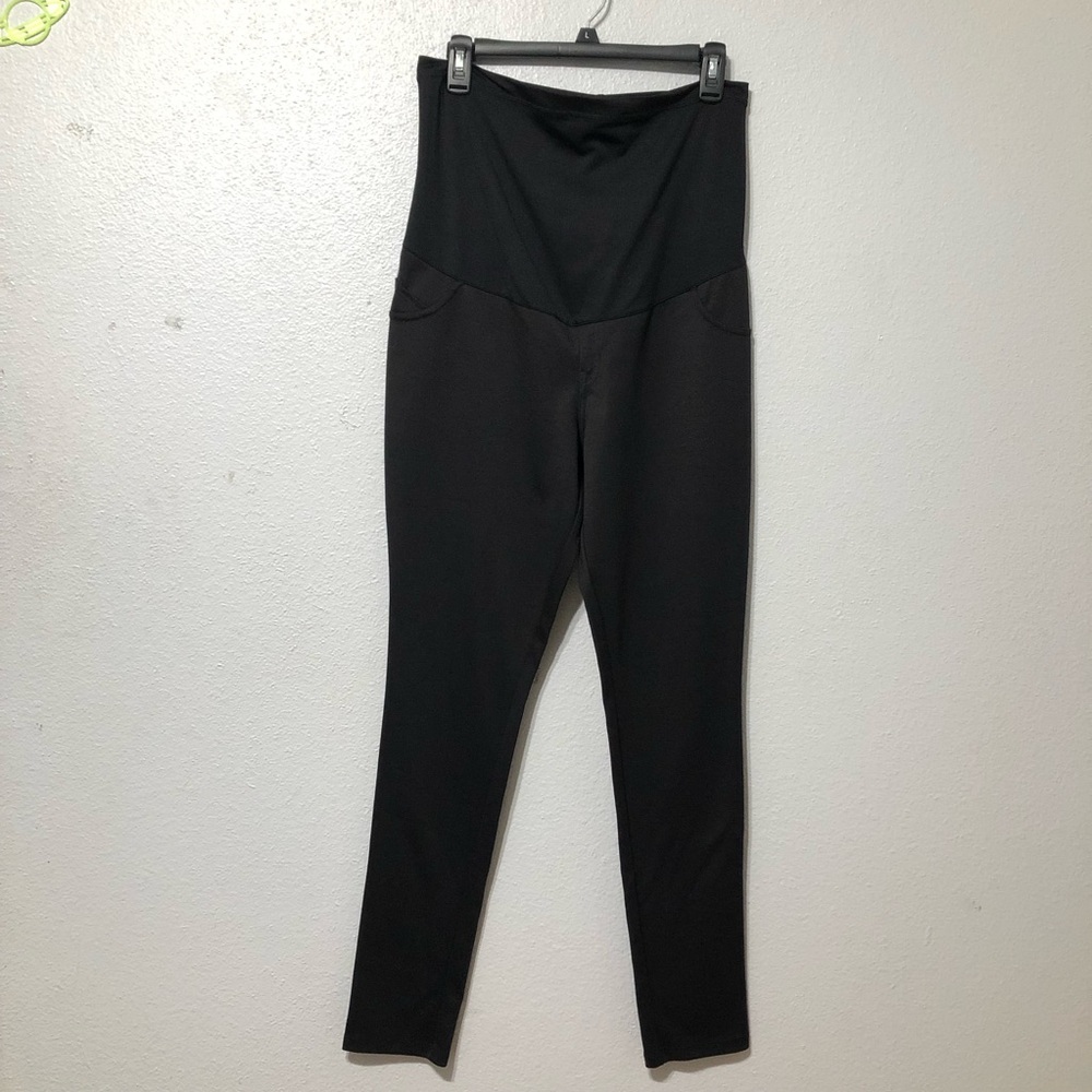 Maternity  Liz Lange Woman’s Black Over The Belly Pants